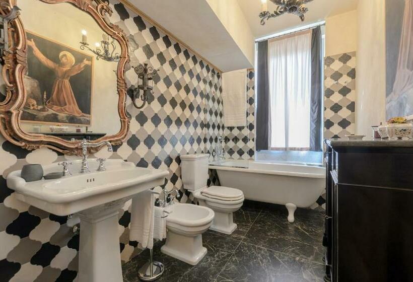 غرفة ديلوكس, Cineapollo  Ogni Camera Un Film!