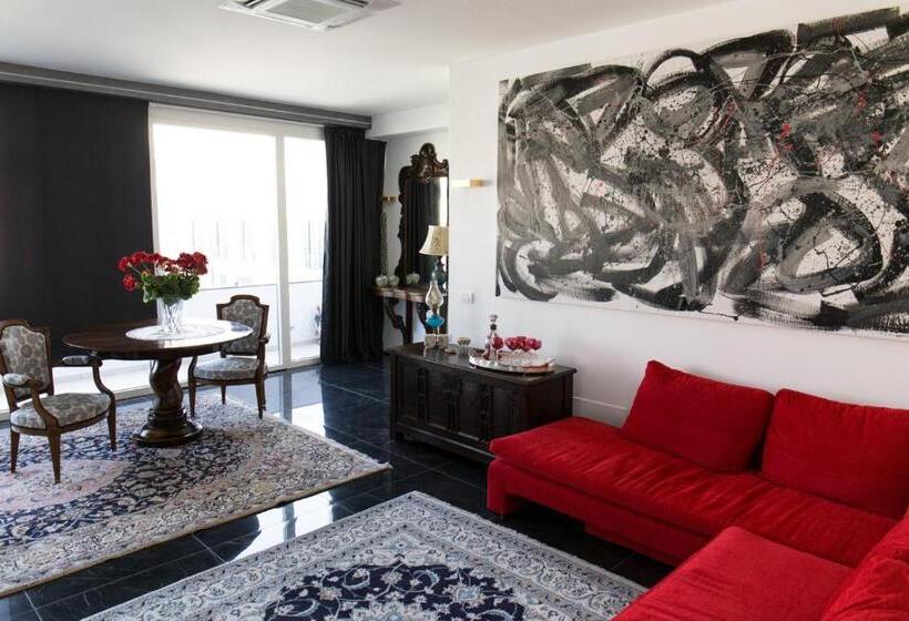 جناح, Cineapollo  Ogni Camera Un Film!