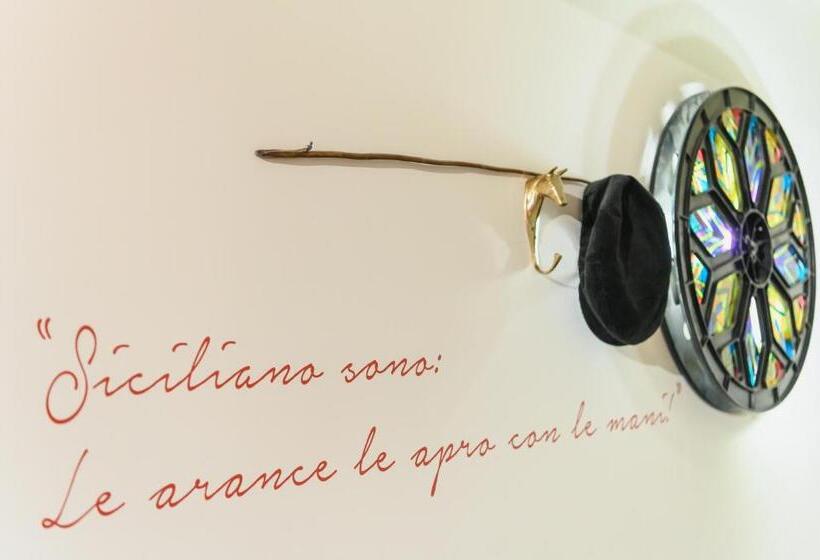 غرفة سوبيريور, Cineapollo  Ogni Camera Un Film!