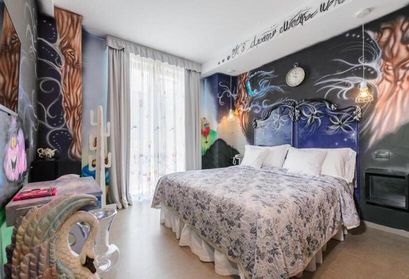 غرفة قياسية, Cineapollo  Ogni Camera Un Film!