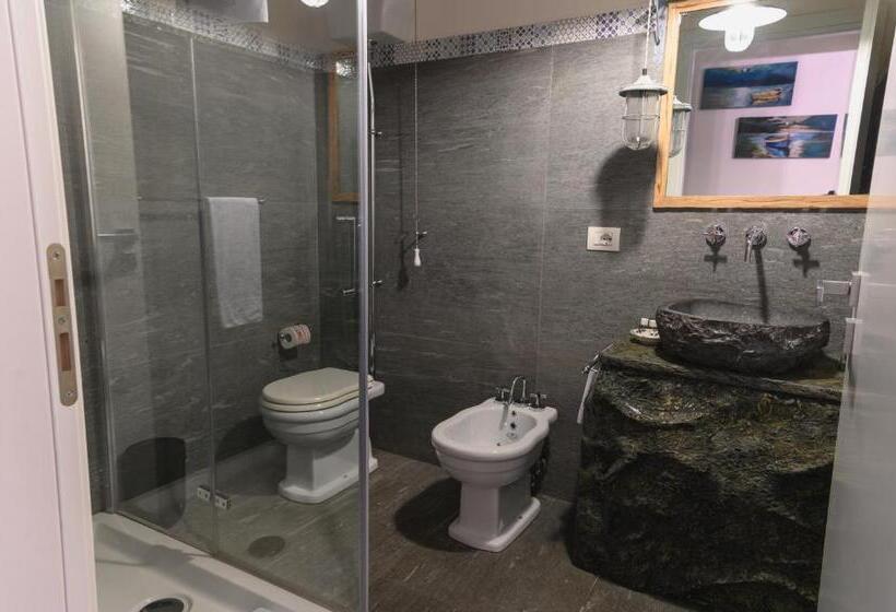 غرفة سوبيريور, Cineapollo  Ogni Camera Un Film!