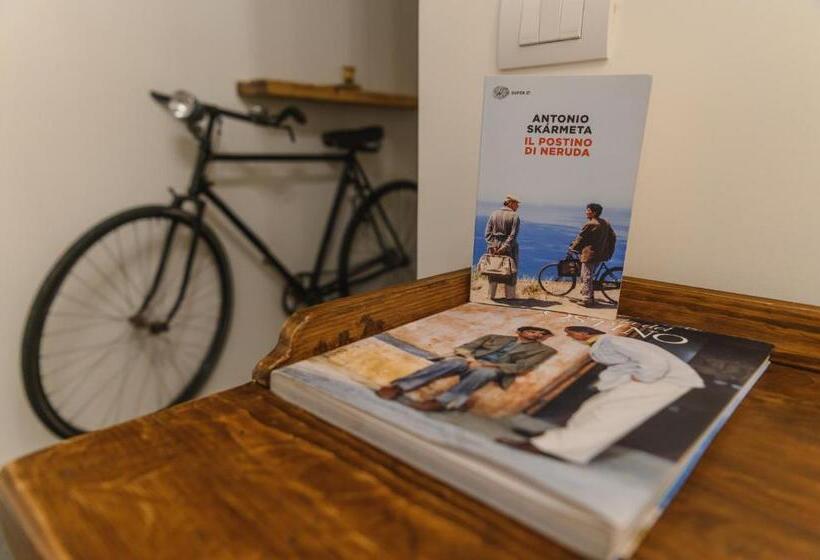 غرفة سوبيريور, Cineapollo  Ogni Camera Un Film!