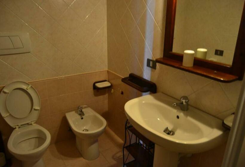 スタンダードスタジオ, Le Macchie