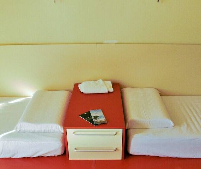 经济四人间 - 带共用浴室, Ostello La Miniera