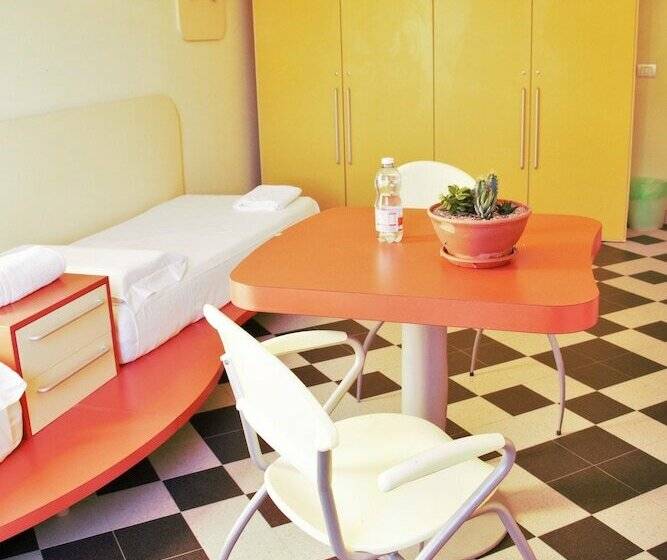 经济四人间 - 带共用浴室, Ostello La Miniera