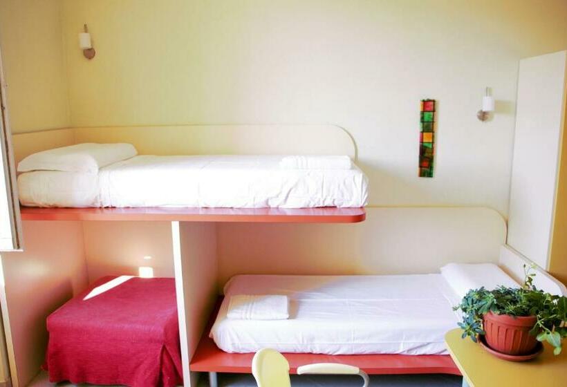 Семейный Номер Совместный Санузел, Ostello La Miniera