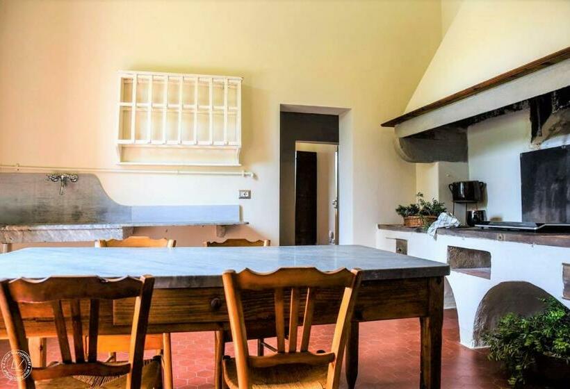 آپارتمان 1 خوابه, Tenuta Santa Trice