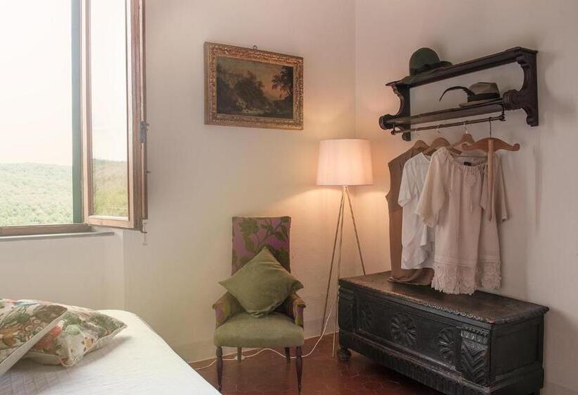 سوییت, Tenuta Santa Trice