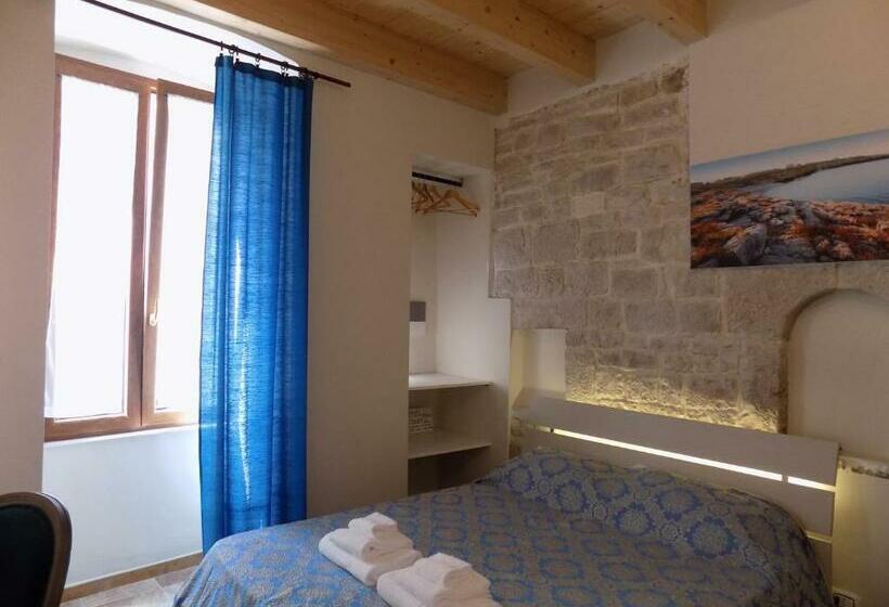 اتاق استاندارد, B&b Antico Granaio