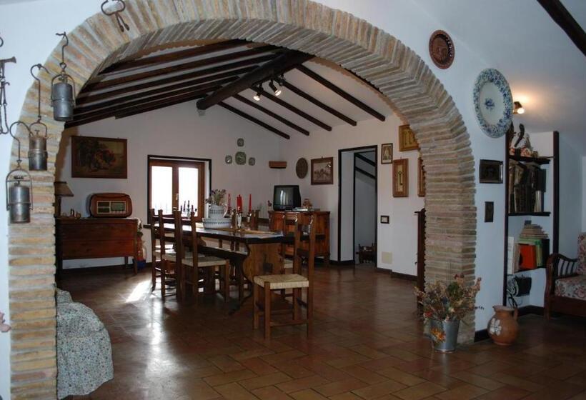 2 Bedroom Apartment Pool View, Il Castello Di Perchia