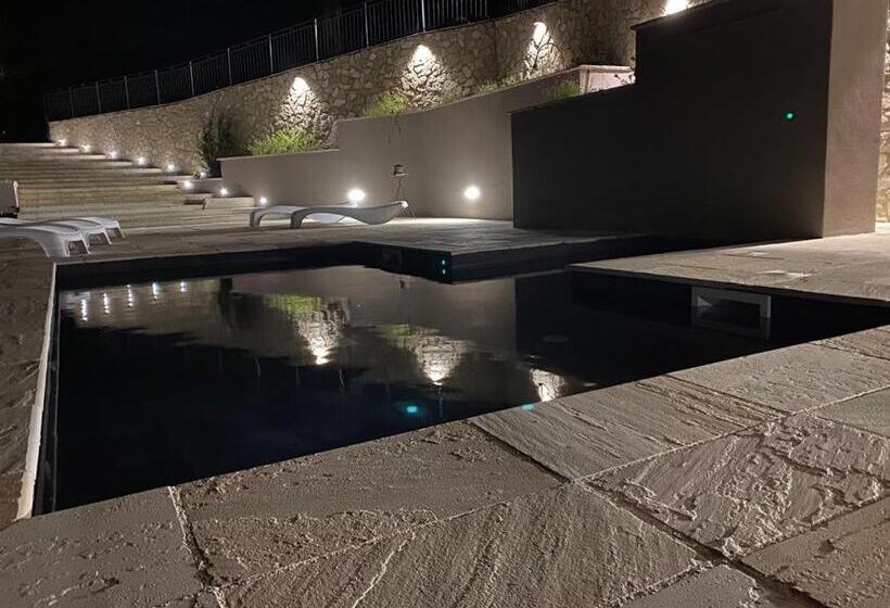 آپارتمان 1 خوابه همکف, Il Castello Di Perchia