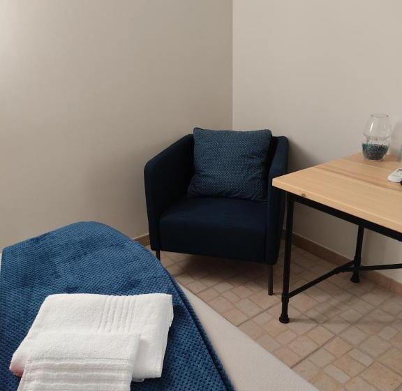 חדר קלאסי לשלושה, Supramurgia Agribistrot