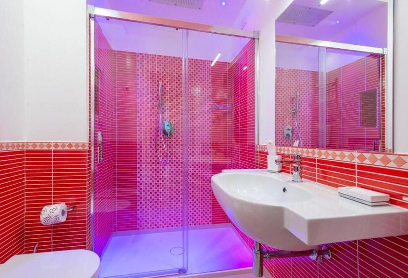 اتاق لوکس, Villa Paradise Resort