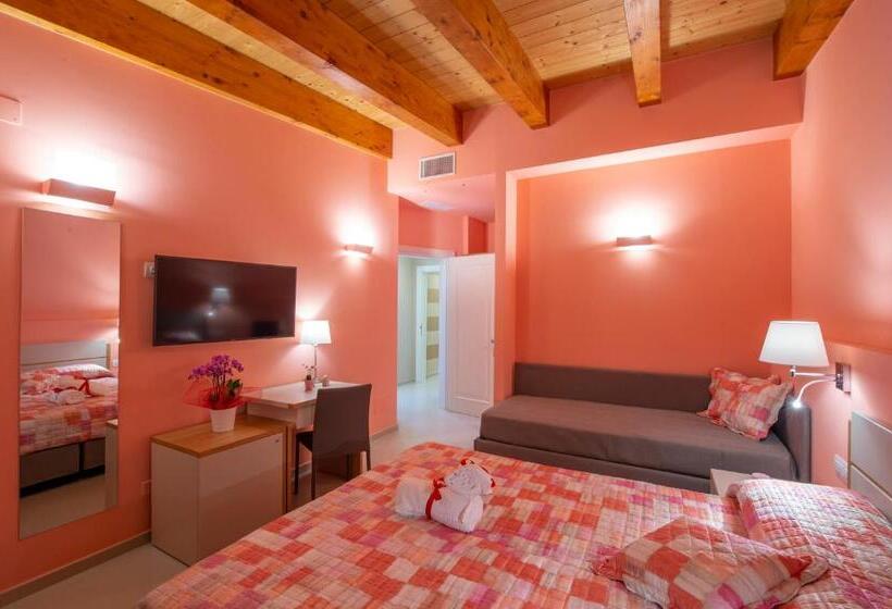 اتاق لوکس, Villa Paradise Resort