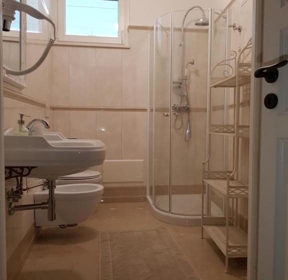 חדר סטנדרט לארבעה, Bed & Breakfast Pl Palace