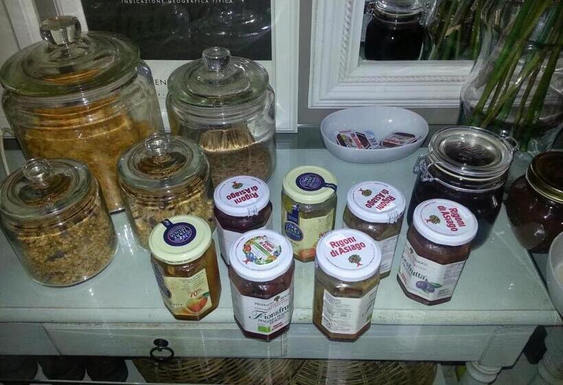 Номер Стандарт, Country House Il Sassòne