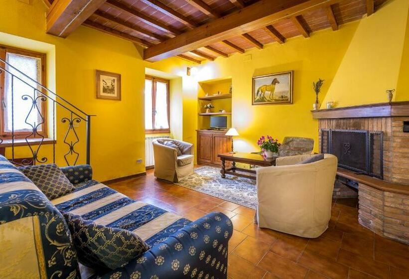 آپارتمان سوپریور 2 خوابه, Podere Casalino