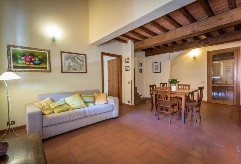 آپارتمان 2 خوابه, Podere Casalino