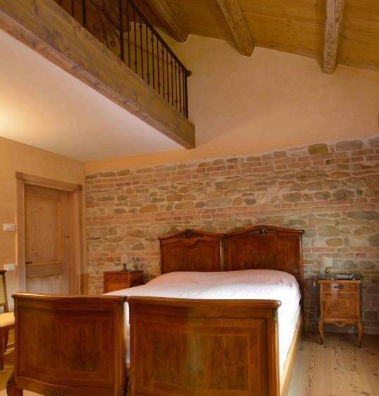 اتاق استاندارد با چشمانداز کوهستان, Antico Fienile