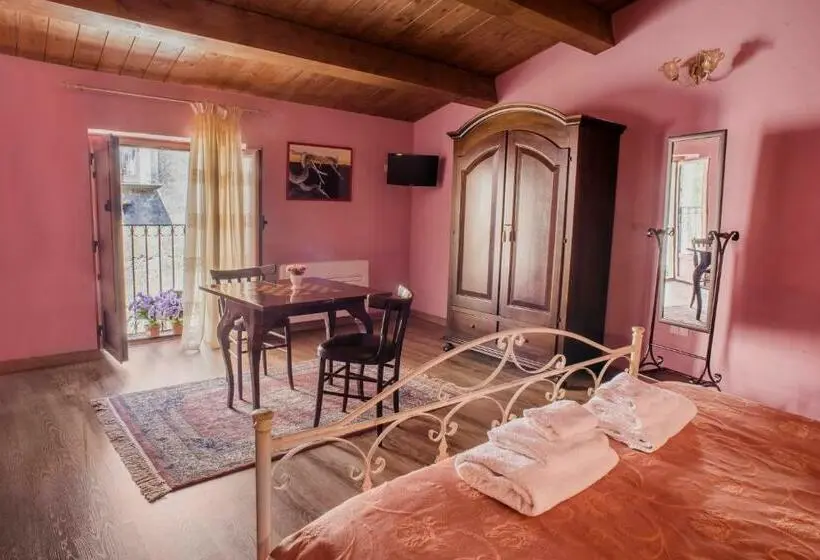 デラックスの４人部屋, Bed & Breakfast Dhafna Civita