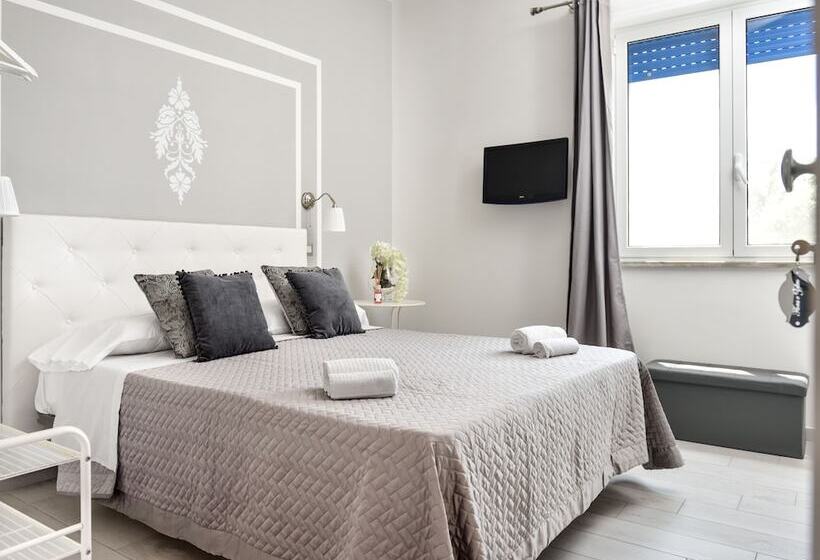 חדר סופריור, Insula House