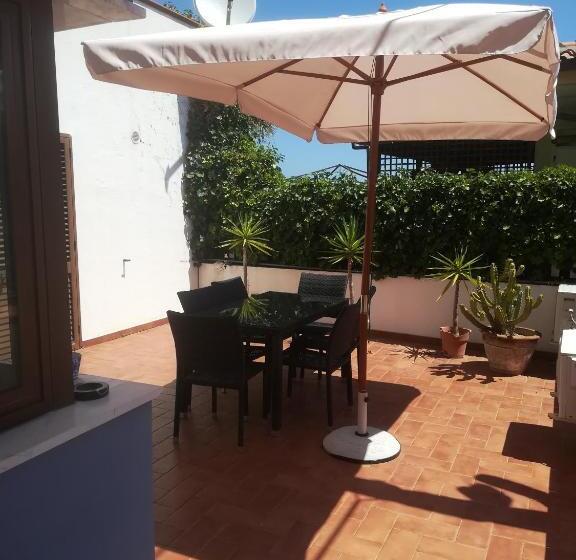 سوییت خانوادگی, Isabel