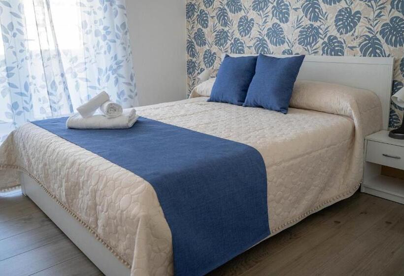 标准间, La Corte Di Emily