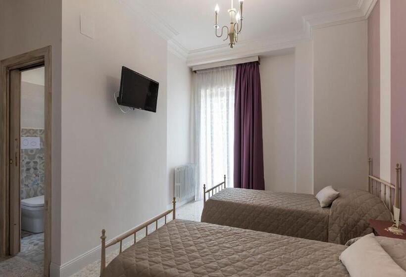 غرفة قياسية مطلّة علي الحديقة, Villa Alemi