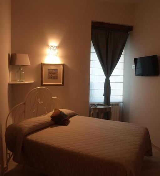 غرفة قياسية ثلاثية مطلة علي الحديقة, Villa Alemi