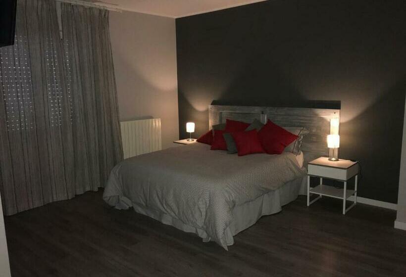 اتاق استاندارد چهار تخته, Raya 28