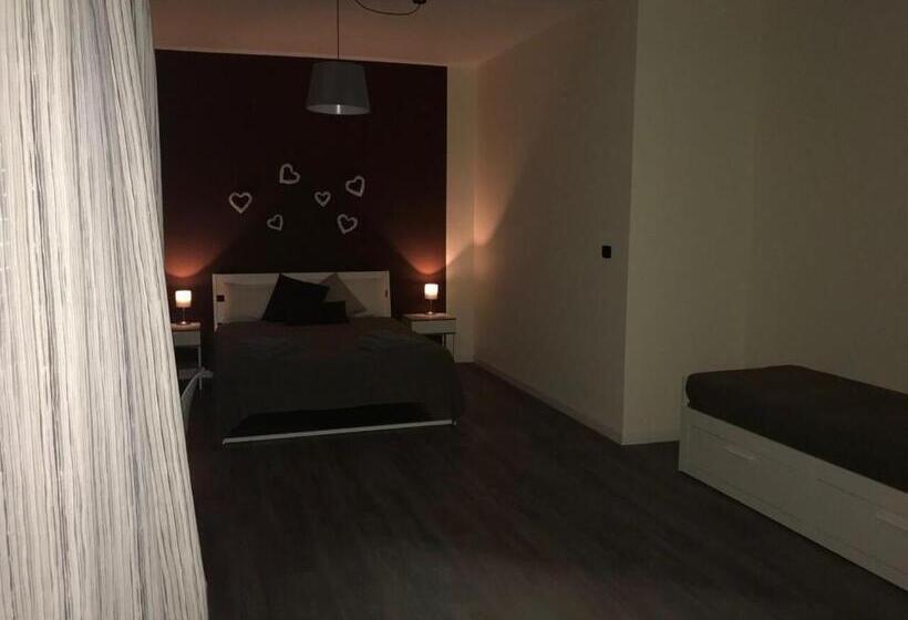 اتاق سوپریور چهار تخته, Raya 28