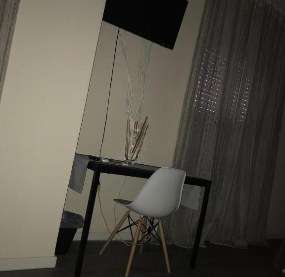 اتاق سوپریور چهار تخته, Raya 28