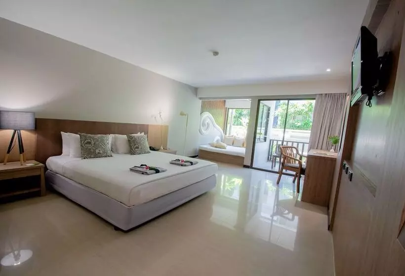 اتاق لوکس, Andaman Cannacia Resort & Spa   Sha Extra Plus