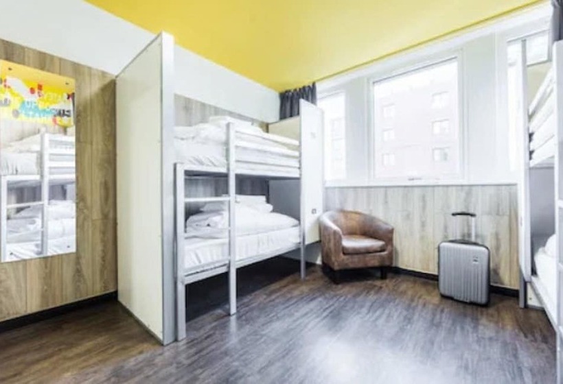 חדר סטנדרט לארבעה, Euro Hostel Glasgow