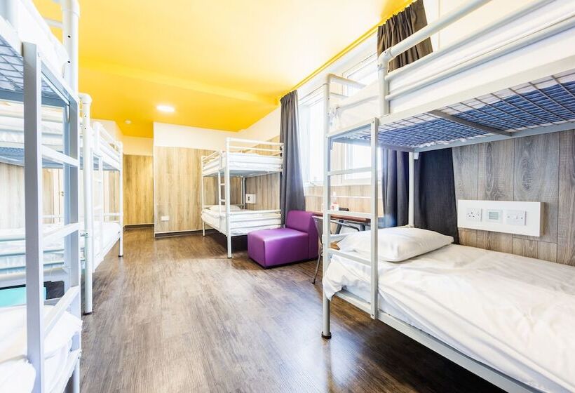 סוויטה, Euro Hostel Glasgow