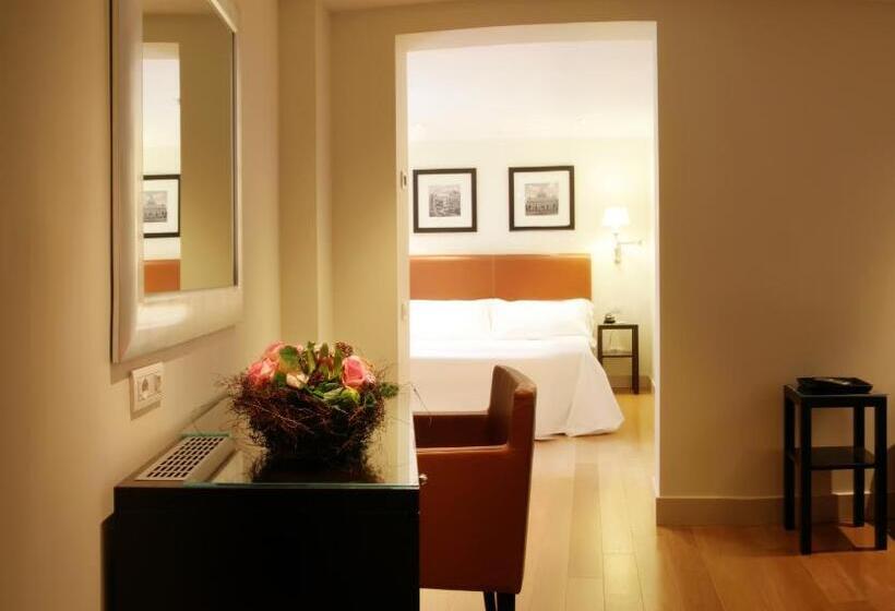 اتاق سوپریور, Albergo Santa Chiara