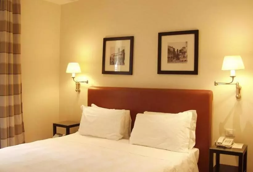 اتاق استاندارد, Albergo Santa Chiara