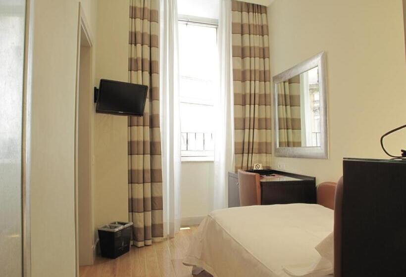 اتاق استاندارد یک نفره, Albergo Santa Chiara