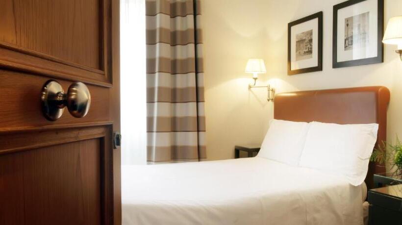 اتاق سوپریور یک تخته, Albergo Santa Chiara