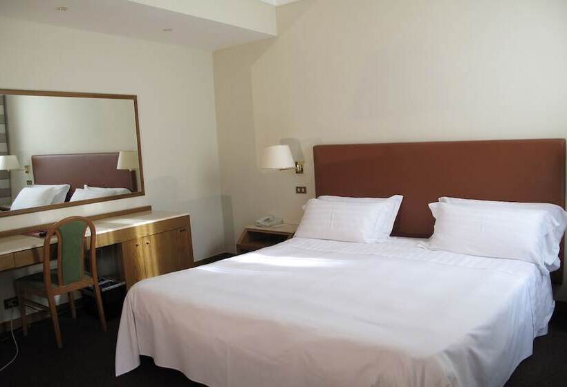 اتاق استاندارد, Albergo Santa Chiara