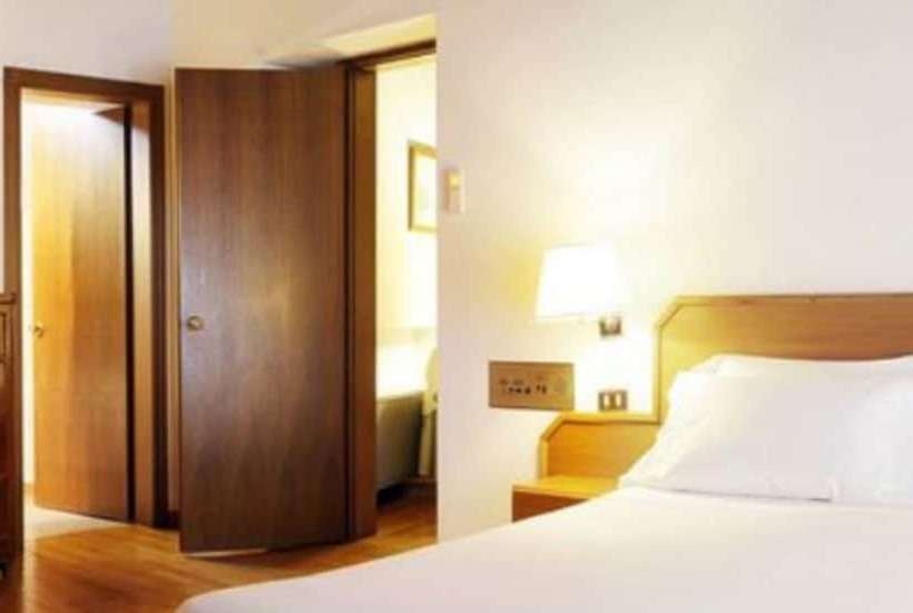 اتاق استاندارد, Albergo Santa Chiara