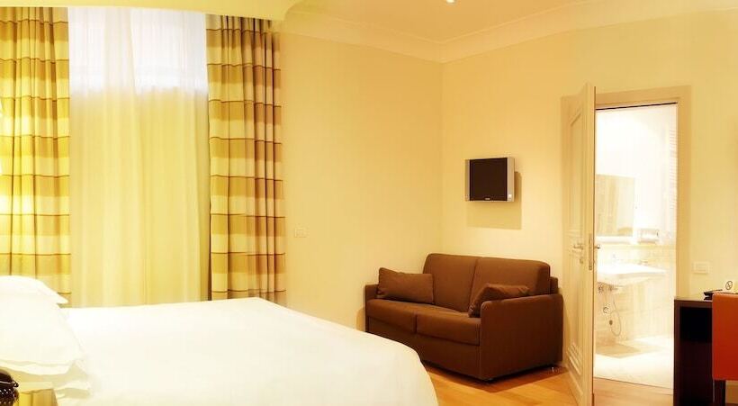 اتاق سوپریور, Albergo Santa Chiara