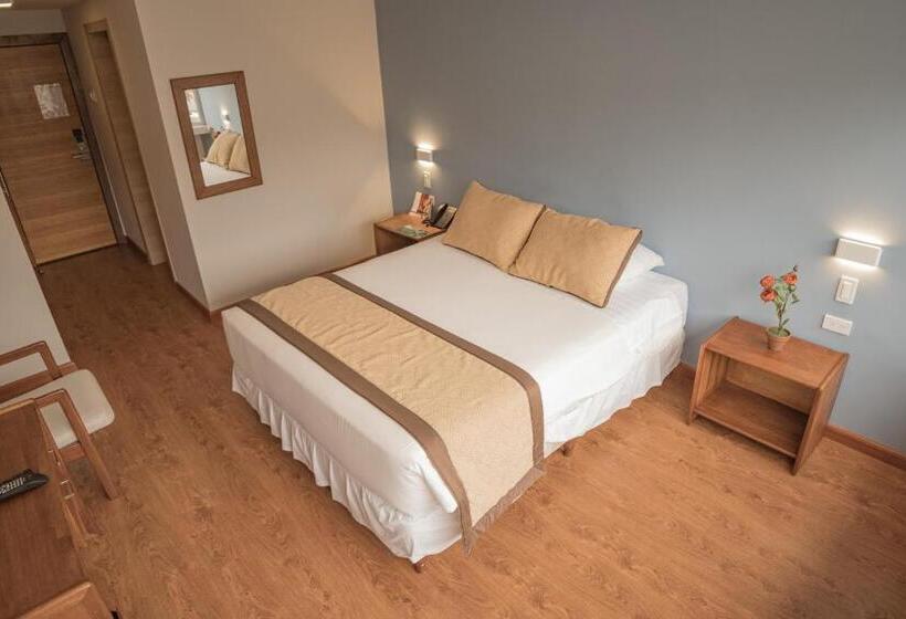 スタンダードルーム, Ambato