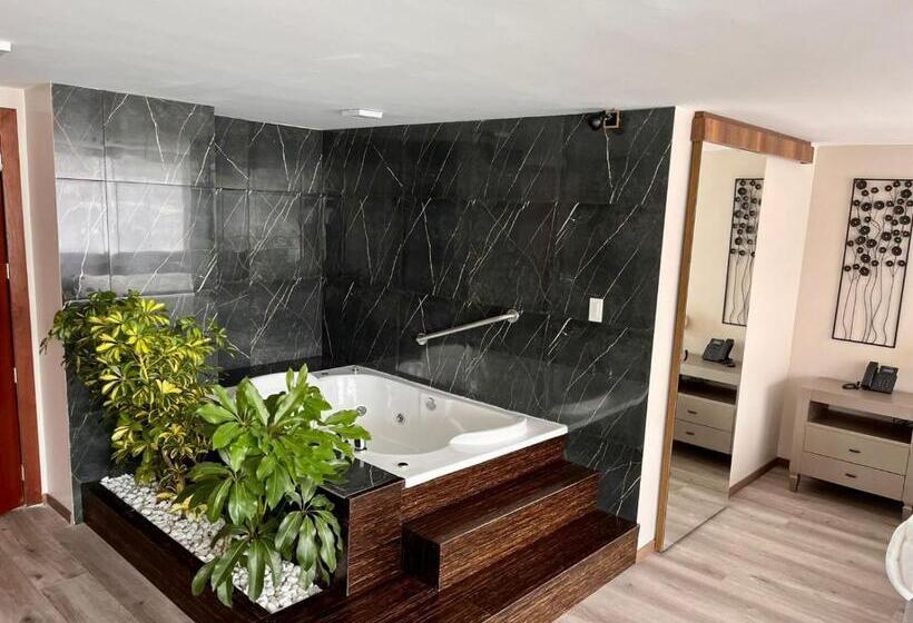 キングサイズベッドのスイートルーム, Ambato