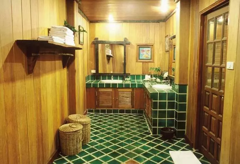 اتاق خانوادگی, Banpu Koh Chang Resort