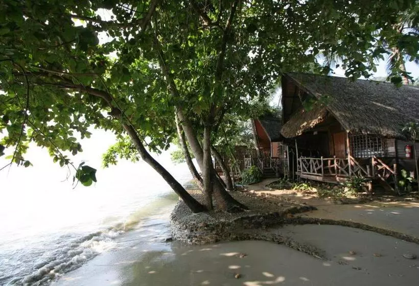 بانگلوی لوکس, Banpu Koh Chang Resort