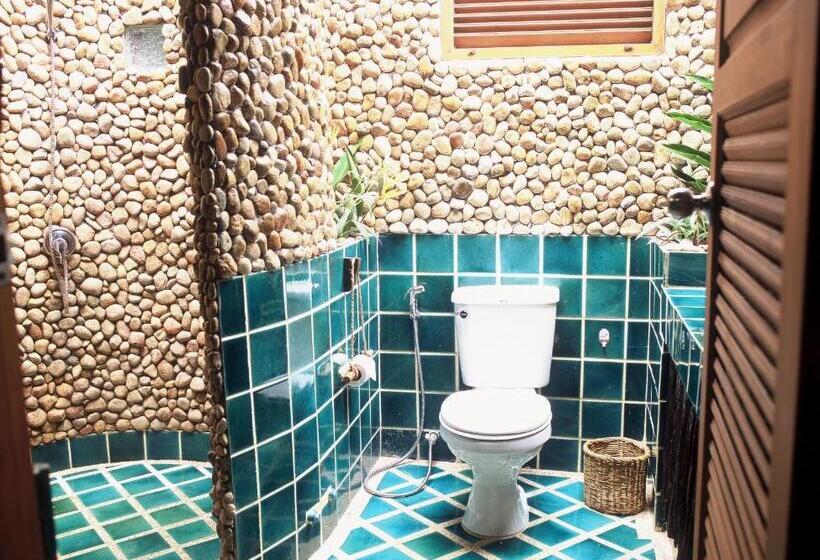 بانگلوی لوکس, Banpu Koh Chang Resort