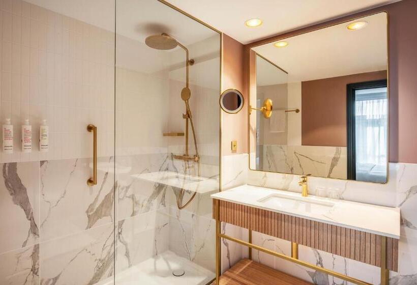 اتاق لوکس با تخت بزرگ, Brussels Marriott Hotel Grand Place