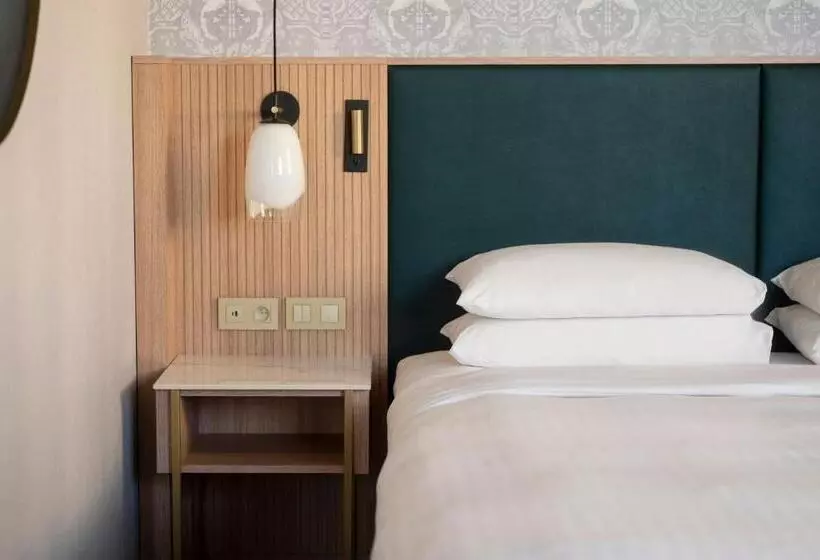 キングサイズベッドのデラックスルーム, Brussels Marriott Hotel Grand Place