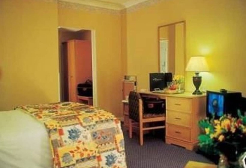 スタンダードシングルルーム, Carrington House